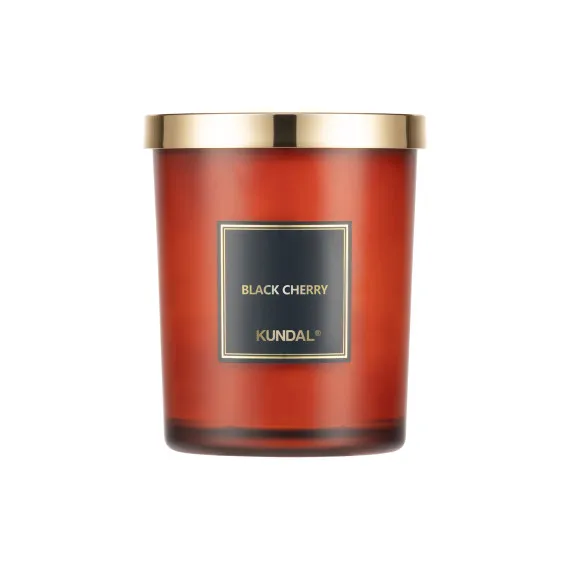 Аромасвеча "Чёрная вишня" Kundal Perfume Natural Soy Candle Black Cherry 500g Аромасвеча "Чёрная вишня" Kundal Perfume Natural Soy Candle Black Cherry 500g