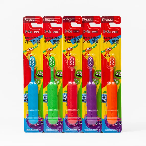 Зубная щётка детская Pleasia Kids Step 2 in Colour Median (от 2 до 6 лет) Зубная щётка детская Pleasia Kids Step 2 in Colour Median (от 2 до 6 лет)